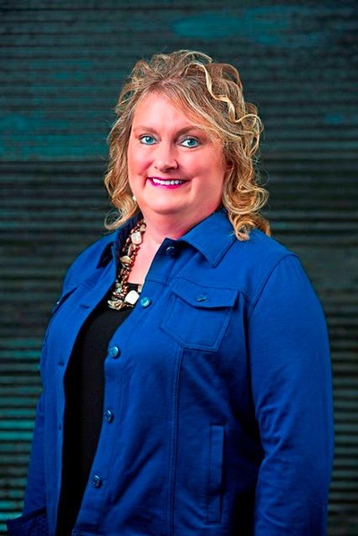 lana dannenbring-eichstadt