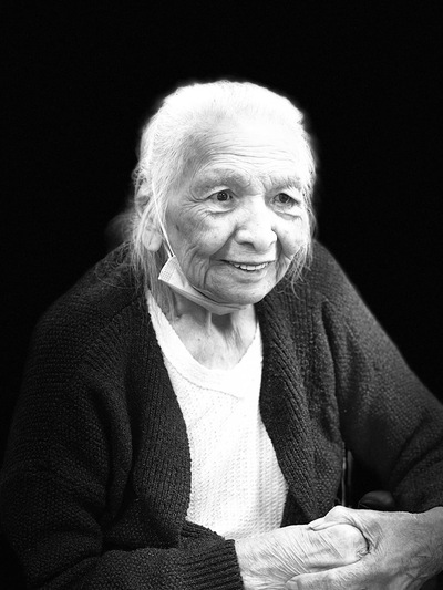 loveleah in the woods