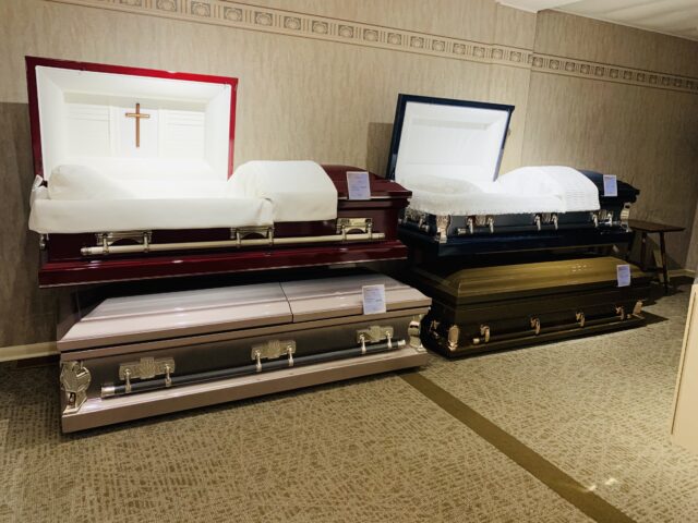 Reck caskets3